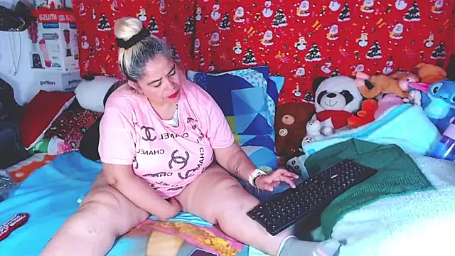 estrellita fugaz16x online show from 03.05.26