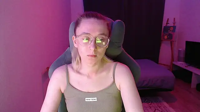 AnabelFrel online show from 11.23.25