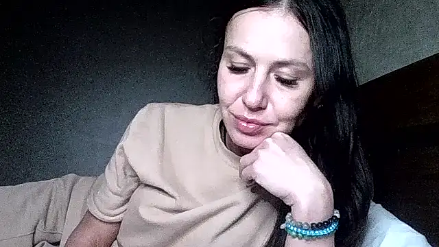 JulianaGold1 online show from 04.15.26