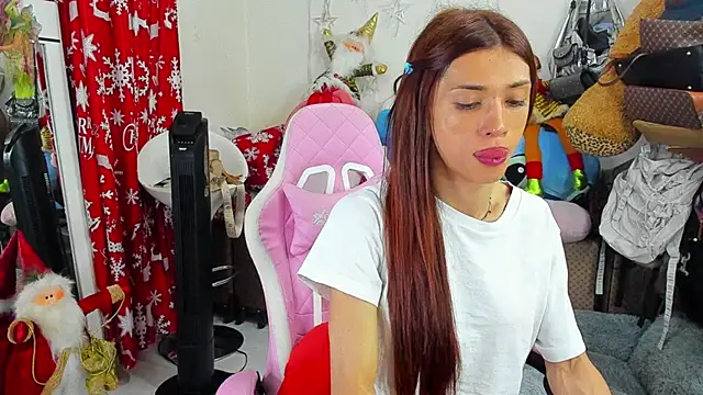 Snapshot of Lawrncesofiets chatting on 12.27.24 Lawrncesofiets online show from 12.27.24