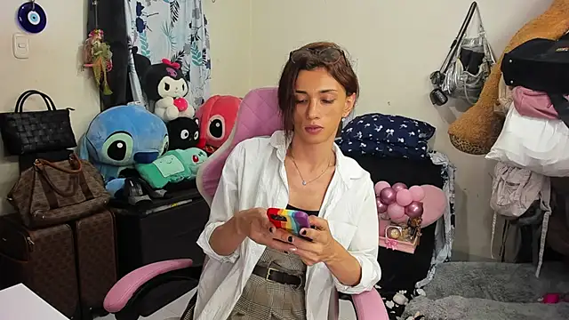 Snapshot of Lawrncesofiets chatting on 01.16.25 Lawrncesofiets online show from 01.16.25