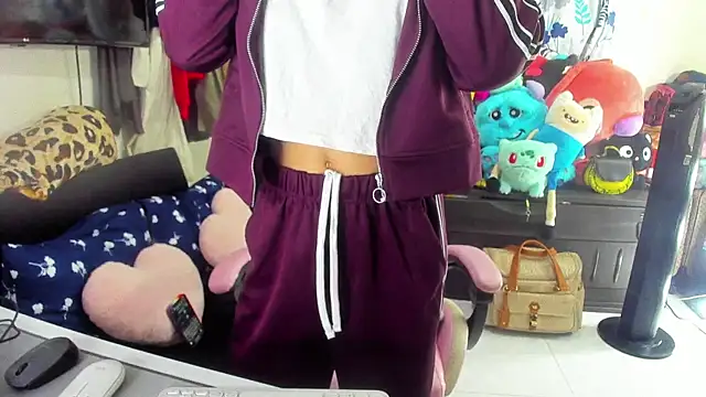 Snapshot of Lawrncesofiets chatting on 01.29.25 Lawrncesofiets online show from 01.29.25