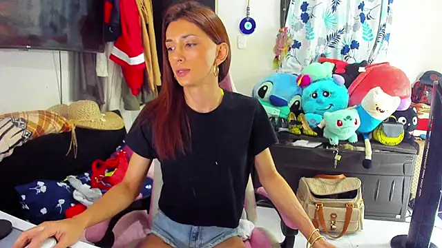 Snapshot of Lawrncesofiets chatting on 01.31.25 Lawrncesofiets online show from 01.31.25