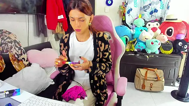 Snapshot of Lawrncesofiets chatting on 02.12.25 Lawrncesofiets online show from 02.12.25