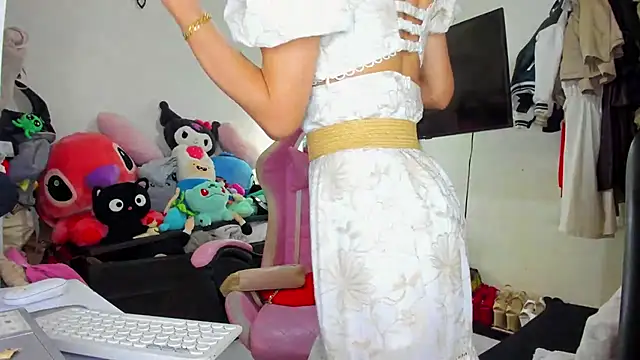 Snapshot of Lawrncesofiets chatting on 10.25.25 Lawrncesofiets online show from 10.25.25