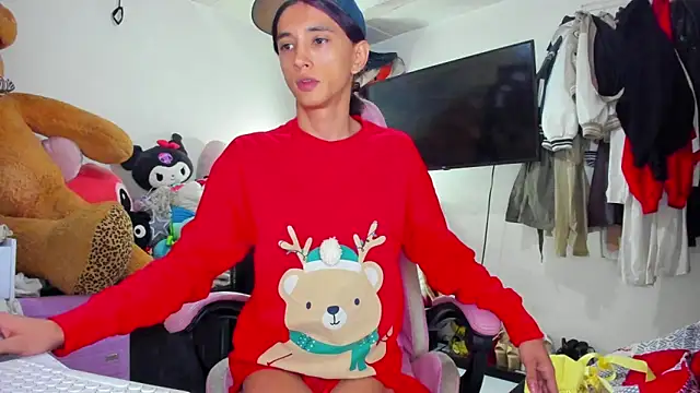 Snapshot of Lawrncesofiets chatting on 11.18.25 Lawrncesofiets online show from 11.18.25