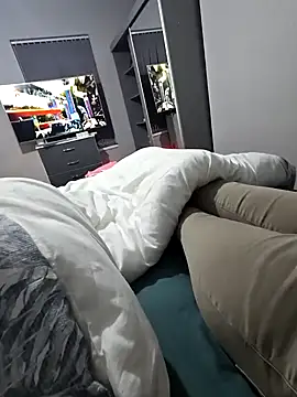 Snapshot of elenaUK chatting on 12.23.24 elenaUK online show from 12.23.24