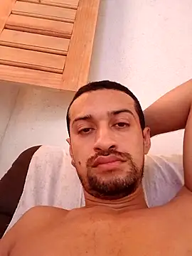 Snapshot of websterribeiro chatting on 03.11.26 websterribeiro online show from 03.11.26