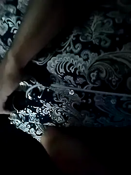 Snapshot of Prettyguy420 chatting on 11.01.25 Prettyguy420 online show from 11.01.25