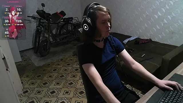 Snapshot of Shad0wFemb0y chatting on 03.28.26 Shad0wFemb0y online show from 03.28.26