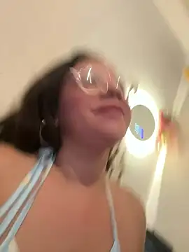 Vivi Kvsh online show from 03.24.26