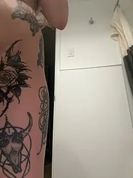 chloetease online show from 12.13.24