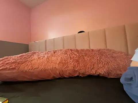 chloetease online show from 10.02.25