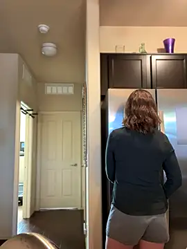 MaiseKnox online show from 10.23.25