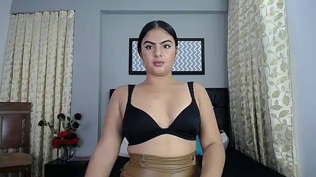 Snapshot of loveyouzahara2020 chatting on 02.26.25 loveyouzahara2020 online show from 02.26.25