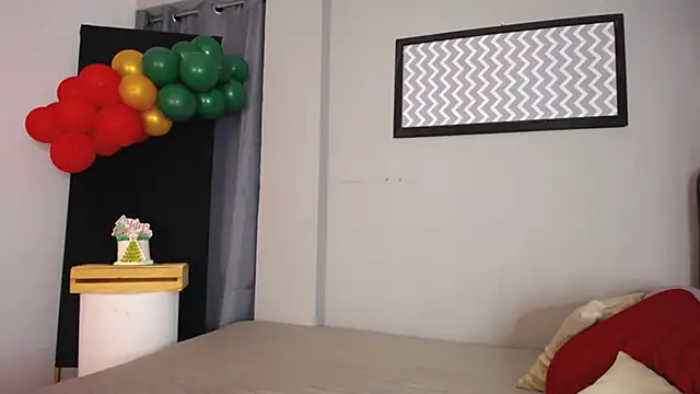 loveyouzahara2020 online show from 12.19.25