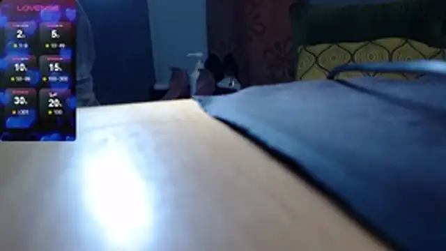 Snapshot of lizparker69x chatting on 02.10.26 lizparker69x online show from 02.10.26