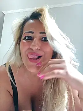 vivifernades online show from 11.05.25