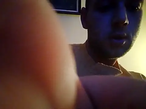 Snapshot of Flakka95 chatting on 11.05.25 Flakka95 online show from 11.05.25