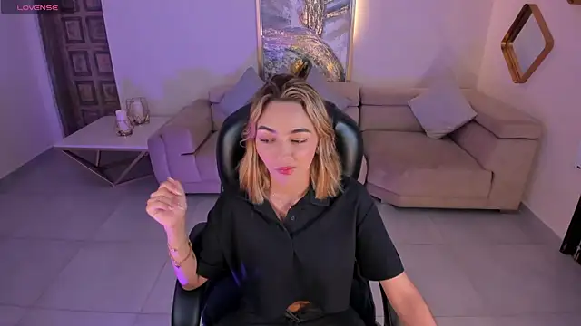 MelissaMoore  online show from 11.20.25