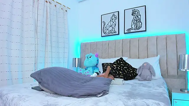 Snapshot of jane_moore chatting on 01.13.25 jane moore online show from 01.13.25