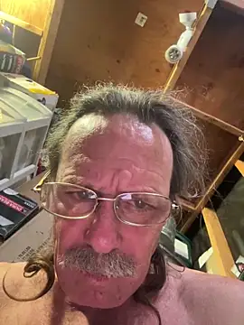 Snapshot of 11lanasevol chatting on 11.21.25 11lanasevol online show from 11.21.25