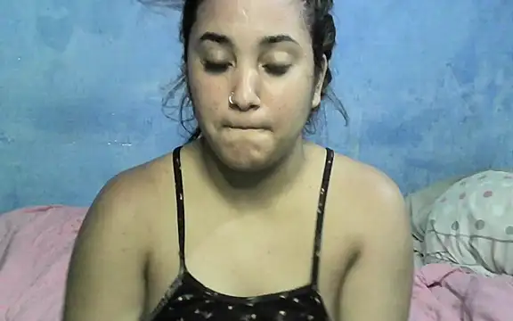 Snapshot of shayna_all chatting on 03.22.25 shayna all online show from 03.22.25