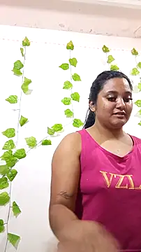 Snapshot of shayna_all chatting on 09.21.25 shayna all online show from 09.21.25