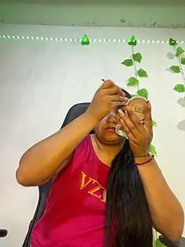 Snapshot of shayna_all chatting on 03.28.26 shayna all online show from 03.28.26