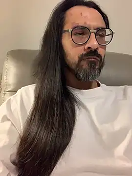 Youreherewithme online show from 02.22.25