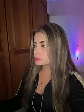 Snapshot of Miss_valeriaa chatting on 11.27.25 Miss valeriaa online show from 11.27.25