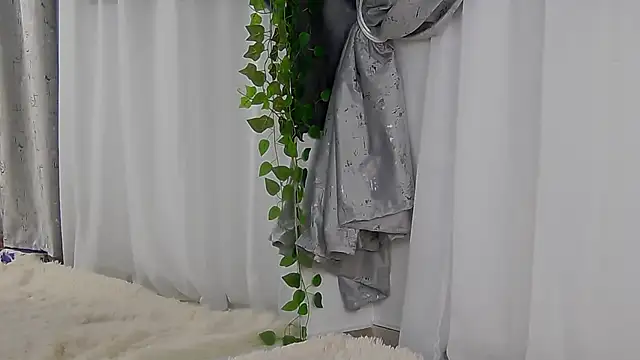 IsabelleEthan online show from 10.17.25