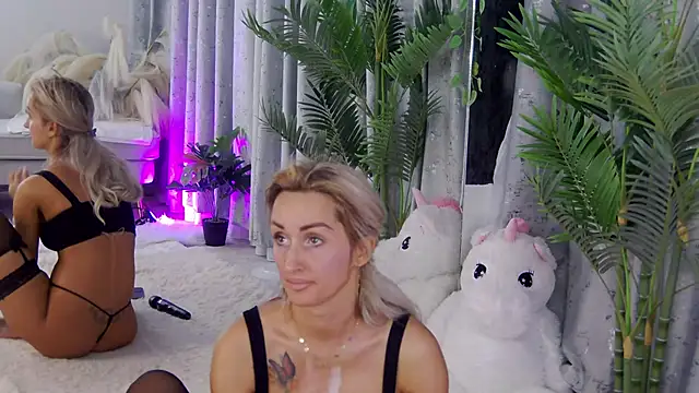 IsabelleEthan online show from 07.10.26