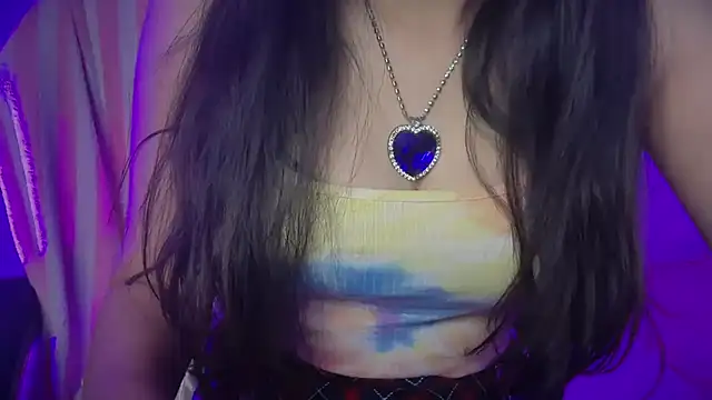 Queen Angelena online show from 11.04.25