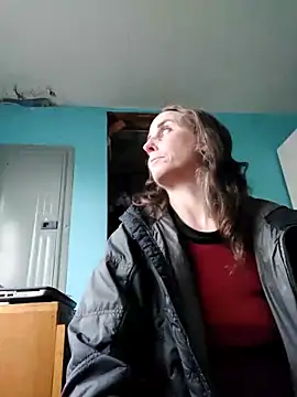 Snapshot of SexyRach75 chatting on 12.19.25 SexyRach75 online show from 12.19.25