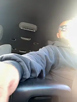 Ozzy420  online show from 11.14.25