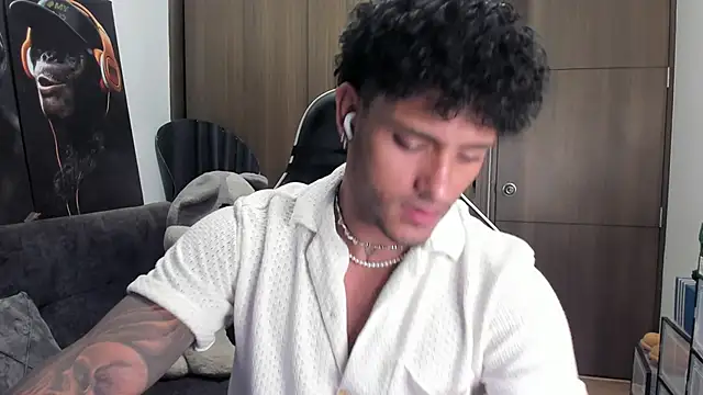 Alessandro Vanni online show from 11.06.25