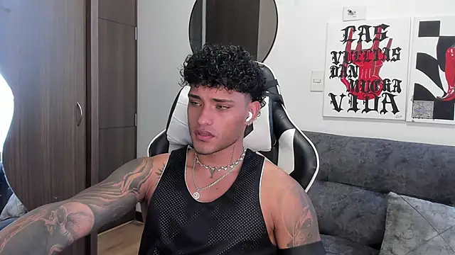 Alessandro Vanni online show from 12.22.25