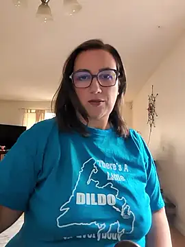 Snapshot of Canadian_BBW chatting on 10.31.25 Canadian BBW online show from 10.31.25