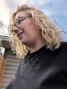 Canadian BBW online show from 03.19.26