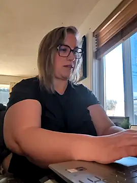 Canadian BBW online show from 03.26.26