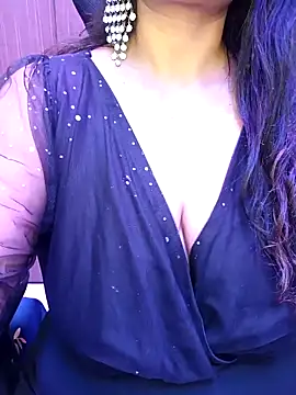 Snapshot of indian_passion chatting on 11.20.25 indian passion online show from 11.20.25