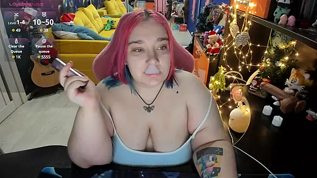 Snapshot of Softie_Sofy chatting on 12.31.24 Softie Sofy online show from 12.31.24