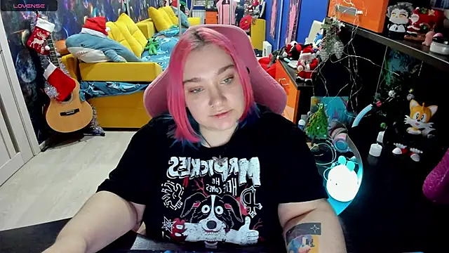 Snapshot of Softie_Sofy chatting on 01.11.25 Softie Sofy online show from 01.11.25