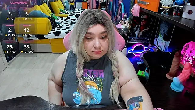 Softie Sofy online show from 11.15.25