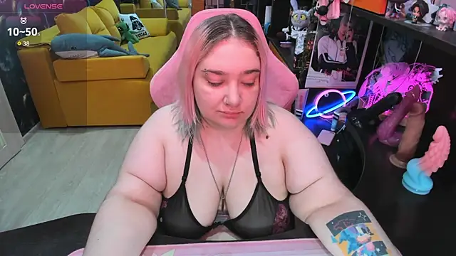 Snapshot of Softie_Sofy chatting on 07.03.26 Softie Sofy online show from 07.03.26