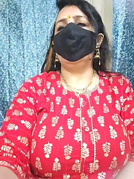 Snapshot of cute-tanvi chatting on 01.18.25 cute-tanvi online show from 01.18.25
