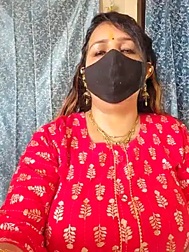 Snapshot of cute-tanvi chatting on 01.18.25 cute-tanvi online show from 01.18.25