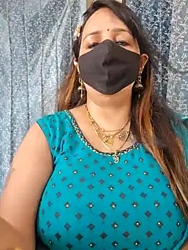 Snapshot of cute-tanvi chatting on 01.28.25 cute-tanvi online show from 01.28.25