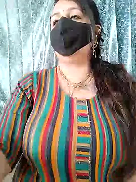 Snapshot of cute-tanvi chatting on 02.07.25 cute-tanvi online show from 02.07.25